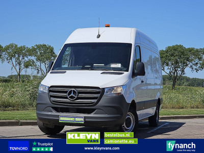 Schade bedrijfswagens SPRINTER 311 L2H2 MBUX10  RWD