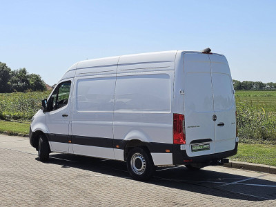 Schade bedrijfswagens SPRINTER 311 L2H2 MBUX10  RWD 6