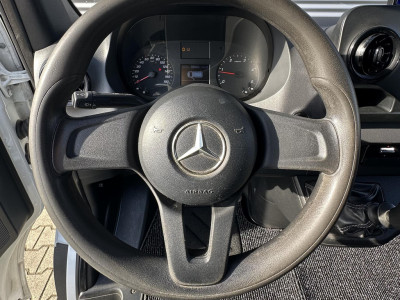 Schade bedrijfswagens Sprinter 315 1.9 CDI L3H2 foto 11