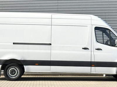 Schade bedrijfswagens Sprinter 315 1.9 CDI L3H2 foto 7