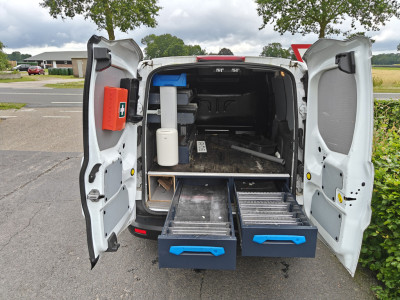 Schade bedrijfswagens Transit Connect 1.5 EcoBlue L1 Trend AIRCO/NAVI BJ 2020 10