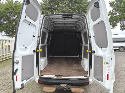 Schade bedrijfswagens Transit Custom 340 2.0 TDCI L2H2 Trend AIRCO/NAVI BJ 2023 foto 10