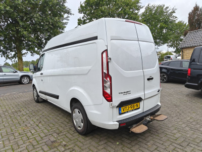 Schade bedrijfswagens Transit Custom 340 2.0 TDCI L2H2 Trend AIRCO/NAVI BJ 2023 foto 5