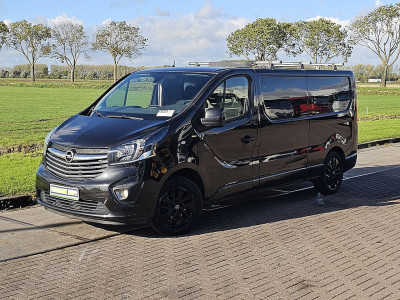 Schade bedrijfswagens VIVARO 1.6 foto 2