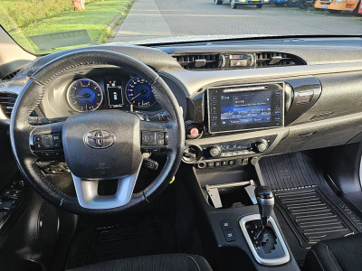 Toyota HI-LUX 2.4 EU netto exportprijs 19950,00 ac automaat EURO6 trekhaak bluetooth achterbank wordt bijgeleverd foto 8