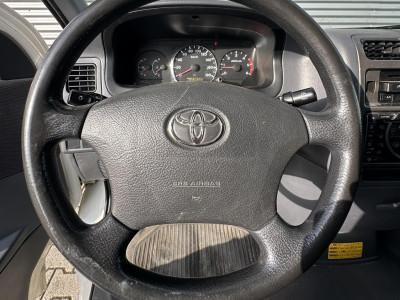 Toyota HiAce 2.5 D-4D KWB Comfort Airco/Clima foto 13