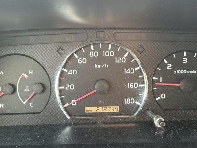 Toyota HiAce 2.5 D-4D KWB Comfort Airco/Clima foto 6
