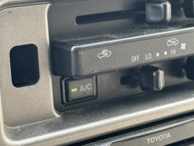 Toyota HiAce 2.5 D-4D KWB Comfort Airco/Clima foto 7