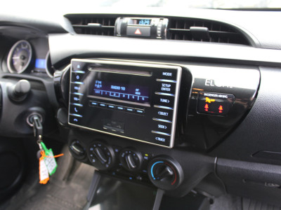 Toyota HiLux 2.4 D-4D-F 150Pk 4x4 | Grijs kenteken | RIVAL + MEER EXTRA OPTIES foto 13