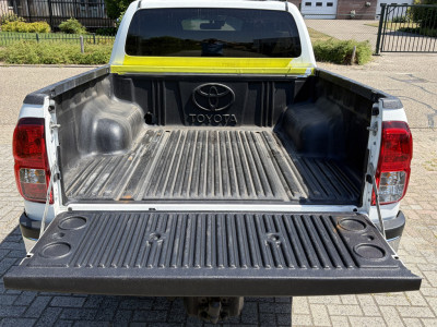 Toyota HiLux 2.4 D-4D 150PK E6 Aut. 4WD Double Cab Professional â camera â Trekhaak 3,5Ton 15