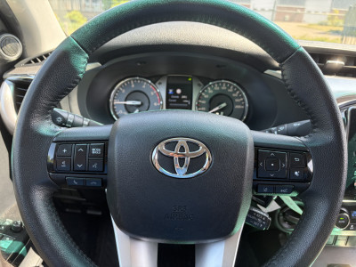 Toyota HiLux 2.4 D-4D 150PK E6 Aut. 4WD Double Cab Professional â camera â Trekhaak 3,5Ton 19