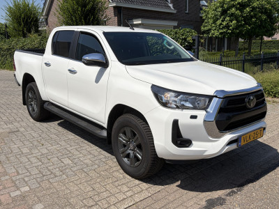 Toyota HiLux 2.4 D-4D 150PK E6 Aut. 4WD Double Cab Professional â camera â Trekhaak 3,5Ton 7