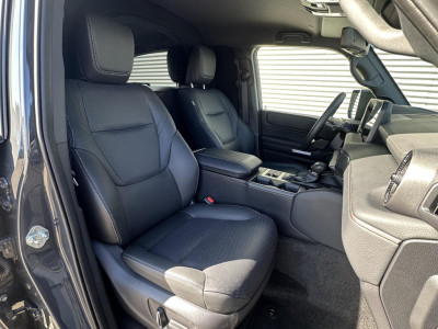 Toyota Land Cruiser 2.8 D-4D landcruiser Blind Van Professional Executive Luxe Uitvoering! foto 6