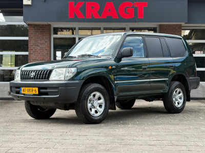 Toyota LandCruiser 90 3.0 D4-D Blind Van|GRIJS kenteken|163PK|4X4|trekhaak|lichtmetalen velgen|elektrische ramen