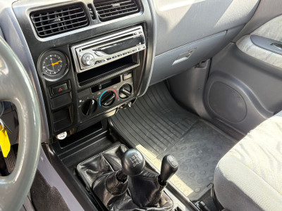 Toyota LandCruiser 90 3.0 D4-D Blind Van|GRIJS kenteken|163PK|4X4|trekhaak|lichtmetalen velgen|elektrische ramen 14