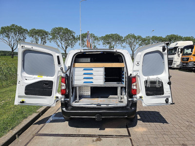 Toyota PRO-ACE CITY 1.5 L1 NAP Euro6 AC! 13