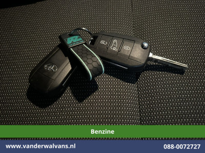 Toyota PROACE CITY 1.2 Turbo 111pk Benzine Motor L1H1 Euro6 Airco | 3-Zits | Apple Carplay | Cruisecontrol Android Auto, Parkeersensoren, Bijrijdersbank foto 16