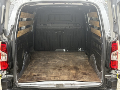 Toyota PROACE CITY 1.5 D-4D 96KW E6 Navigator Long â 1e eigenaar â camera foto 20