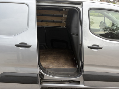 Toyota PROACE CITY 1.5 D-4D 96KW E6 Navigator Long â 1e eigenaar â camera foto 21