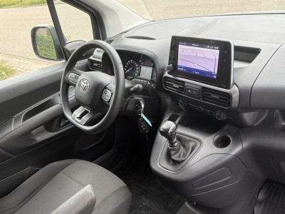 Toyota PROACE CITY 1.5 D-4D 96KW E6 Navigator Long â 1e eigenaar â camera foto 8