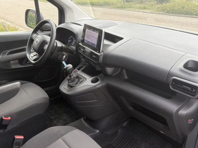 Toyota PROACE CITY 1.5 D-4D 96KW E6 Navigator Long â 1e eigenaar â camera foto 9