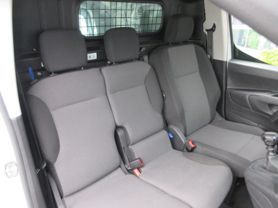 Toyota PROACE CITY 1.5 D-4D Live, 102pk, Euro 6, Airco, PDC, 3-Zits, Navigatie. foto 18