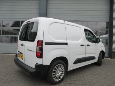Toyota PROACE CITY 1.5 D-4D Live, 102pk, Euro 6, Airco, PDC, 3-Zits, Navigatie. foto 4