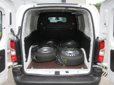 Toyota PROACE CITY 1.5 D-4D Live, 102pk, Euro 6, Airco, PDC, 3-Zits, Navigatie. foto 6