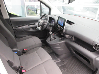 Toyota PROACE CITY 1.5 D-4D Live, 102pk, Euro 6, Airco, PDC, 3-Zits, Navigatie. foto 7