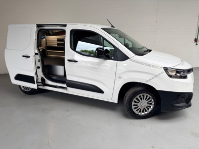 Toyota PROACE CITY Servicewagen 1.5 100pk euro6 D-4D Live l1h1 BOTT inrichting, Victron omvormer v230, RIJKLAARPRIJS! foto 15