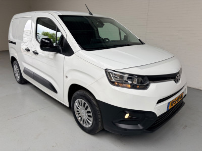 Toyota PROACE CITY Servicewagen 1.5 100pk euro6 D-4D Live l1h1 BOTT inrichting, Victron omvormer v230, RIJKLAARPRIJS! foto 8