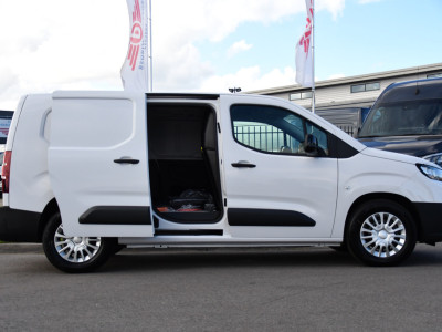 Toyota PROACE CITY Electric Professional 50 kWh Virtual, Camera, Cruise, Carplay, Multimedia, Standkachel, 136pk, NIEUW! foto 11