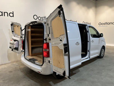 Toyota PROACE Electric Worker Professional L2 Extra Range 75 kWh / 100% Elektrisch !! / Airco / Cruise Control / CarPlay / Camera / Navigatie / 3-Zits / 15.900 KM !! 2