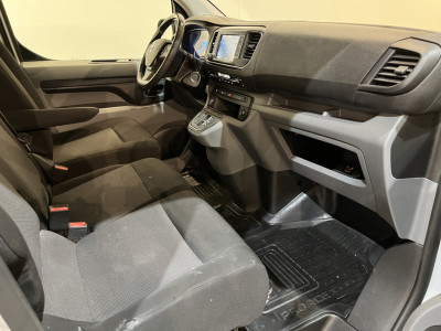 Toyota PROACE Electric Worker Professional L2 Extra Range 75 kWh / 100% Elektrisch !! / Airco / Cruise Control / CarPlay / Camera / Navigatie / 3-Zits / 15.900 KM !! 21