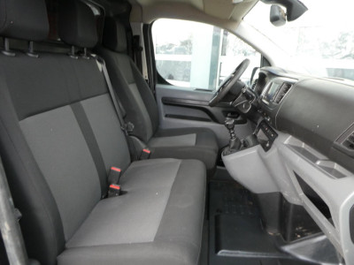 Toyota PROACE Worker 1.6 D-4D L2 Airco, Navigatie, PDC, 3-Zits. foto 6