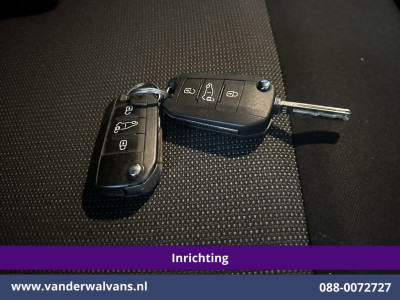 Toyota PROACE Worker 2.0 D-4D 145pk L3H1 Inrichting Euro6 Airco | Camera | Imperiaal | Apple Carplay | Cruisecontrol Android Auto, 2500kg Trekhaak, Bijrijdersbank foto 16