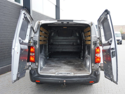 Toyota PROACE Worker 2.0 D-4D L3 122PK EURO 6 - Airco - Cruise - Navi - €9.950,- Excl foto 9