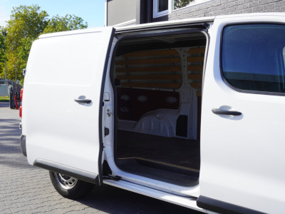 Toyota PROACE Worker 2.0 D-4D L3 122PK EURO 6 - Airco - Cruise - Trekhaak - €15.900,- Excl. foto 9