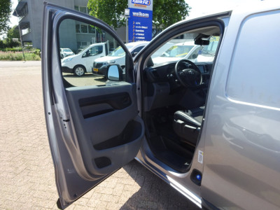 Toyota PROACE Worker 2.0 D-4D Navigator Long L3 AIRCO NAVIGATIE 3 ZITSPLAATSEN 11