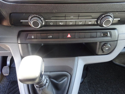 Toyota PROACE Worker 2.0 D-4D Navigator Long L3 AIRCO NAVIGATIE 3 ZITSPLAATSEN 15