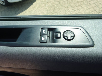 Toyota PROACE Worker 2.0 D-4D Navigator Long L3 AIRCO NAVIGATIE 3 ZITSPLAATSEN 20
