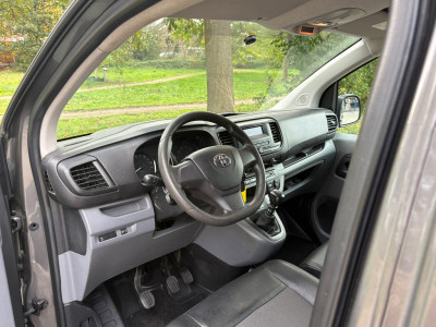 Toyota PROACE Worker 2.0 D-4D Professional, AIRCO, Cruise, Trekhaak, EURO 6, ZEER NETTE BUS! Peugeot Expert, Citroën Jumpy, foto 18