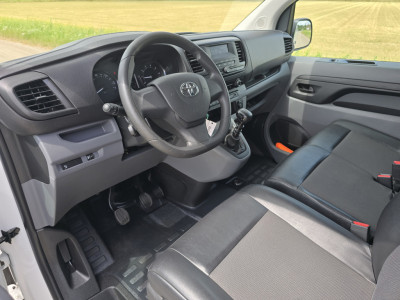 Toyota PROACE Worker 2.0 D-4D Professional Long - Euro 6 - 145 Pk - Airco - Cruise Control 19