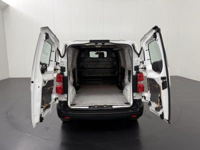 Toyota ProAce Lang 75KWh | Elektrisch | Navigatie | Multimedia | Airco | 3-Zits | foto 5