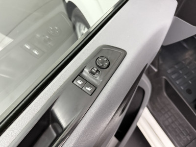 Toyota ProAce Lang 75KWh | Elektrisch | Navigatie | Multimedia | Airco | 3-Zits | foto 9