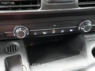 Toyota ProAce City 110PK Benzine L2H1 Navi Airco Cruise Camera Parkeersensoren v+a APK 07-2026 Euro6 L2 Airco Cruise control 14