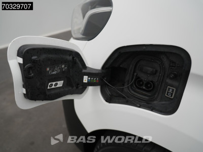Toyota ProAce Electric 136pk Elektrisch 330km WLTP 75kWh L2H1 Elektrisch AC/Climate Cruise Parkeersensoren L2 Airco Cruise control foto 13