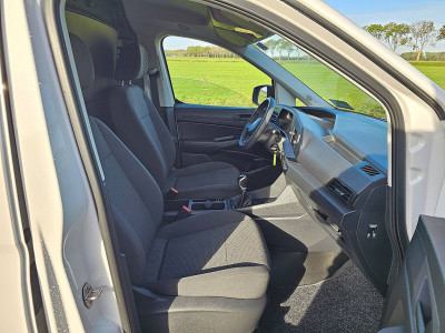 Volkswagen CADDY 2.0 L1 CarPlay BPM-Vrij Airco Parkeersensoren Euro6! foto 7