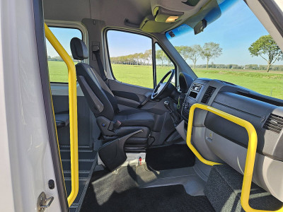 Volkswagen CRAFTER 35 2.0 L3H2 rolstoelbus EURO6 airco cruisecontrol 9 persoons foto 7