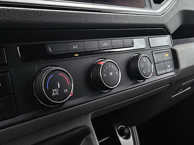 Volkswagen CRAFTER 35 2.0 L3H3 140Pk Euro6 3-Zits Mf-Stuuwiel Camera Trekhaak Parkeersensoren ! foto 10